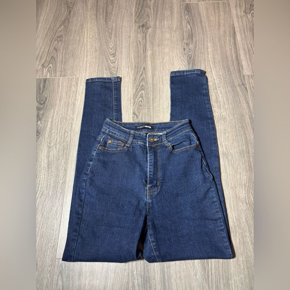 Fashion Nova Jeans Size 7/8 EPC